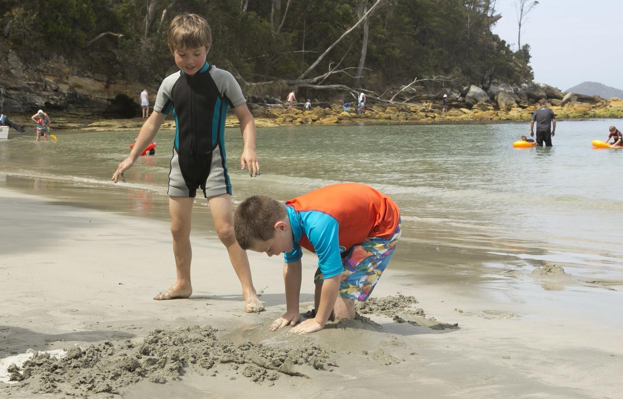 Вилла Adventure Bay Retreat Bruny Island Экстерьер фото